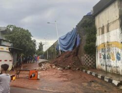 Tebing Tol Bintaro Longsor Diterjang Hujan, Polisi Sebut Tiada Korban