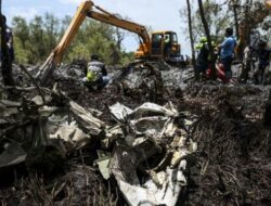 Penampakan Pesawat Jatuh di Thailand, Semua Penumpang Tewas