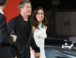 Brad Pitt Debut Pamer Gandeng Pacar di Venice Sinema Perayaan Seni 2024