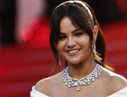 Selena Gomez Cerita Tak Bisa Hamil karena Masalah Kesehatan