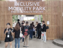 Ada Kursi Roda Otomatisasi di Toyota Inclusive Mobility Park Paris