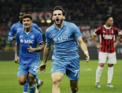 Bungkam Milan, Napoli Nyaman di Puncak