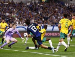 2 Gol Bunuh Diri, Jepang 1-1 Australia