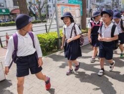 Tokyo Gratiskan Tempat Penitipan Anak Demi Genjot Angka Kelahiran