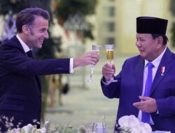 Macron Bicara Bahasa Indonesia: Bersama-sama Kita Nanti akan Berhasil