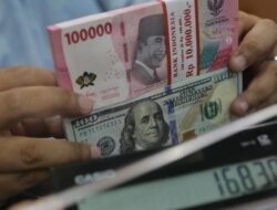 Mata Uang Nasional Layu ke Rp16.406 per USD AS, Investor ‘Wait and See’ RDG Lembaga Keuangan Pusat