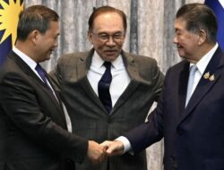 Thailand dan Kamboja Teken Perjanjian Gencatan Senjata