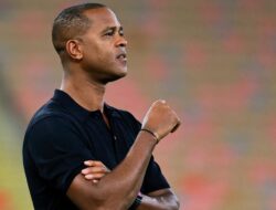 Mimpi Tim nasional Indonesia ke Piala Dunia Pupus, Kluivert Pukul Bench