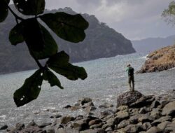 Turis Kembalikan Batu Alam Pulau Wisata yang Diambil 10 Tahun Lalu