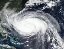 Siklon Tropis FINA Aktif di Timur RI, Picu Cuaca Ekstrem
