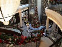 Melihat Kapal Pesiar Mewah Seven Seas Explorer di Tanjung Priok