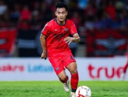 Pratama Arhan Main, Bangkok United Hajar Pathum United 1-0