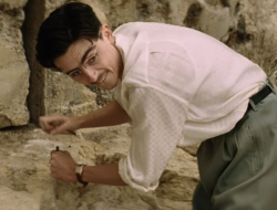 Timothe Chalamet Kena Spank Berkali-kali di Marty Supreme