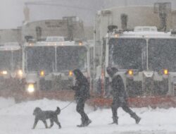 Korban Tewas Tembus 30 Orang Imbas Badai Salju di AS