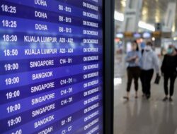 AS-Israel Serang Iran, Sederet Penerbangan Timteng dari Soetta Ditunda