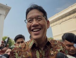 Purbaya Sambut Positif Destry Damayanti Jadi kandidat Tunggal Gubernur Lembaga Keuangan Pusat: Saya Cukup Dekat