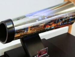 Polimer Jadikan Televisi Bisa Digulung seperti Karpet