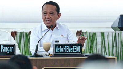 Truk Tambang dan Perkebunan Masih Antre BBM Bantuan Pemerintah di Kalimantan